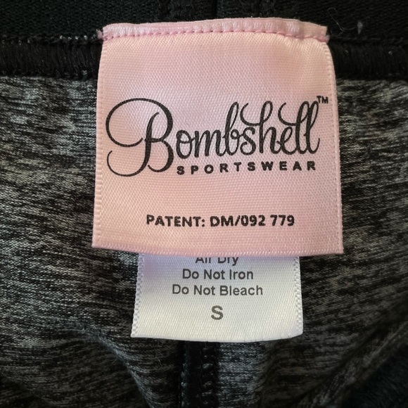 Bombshell Sportswear Thigh-highs ‘Heather’ in black and gray. - Picture 6 of 7